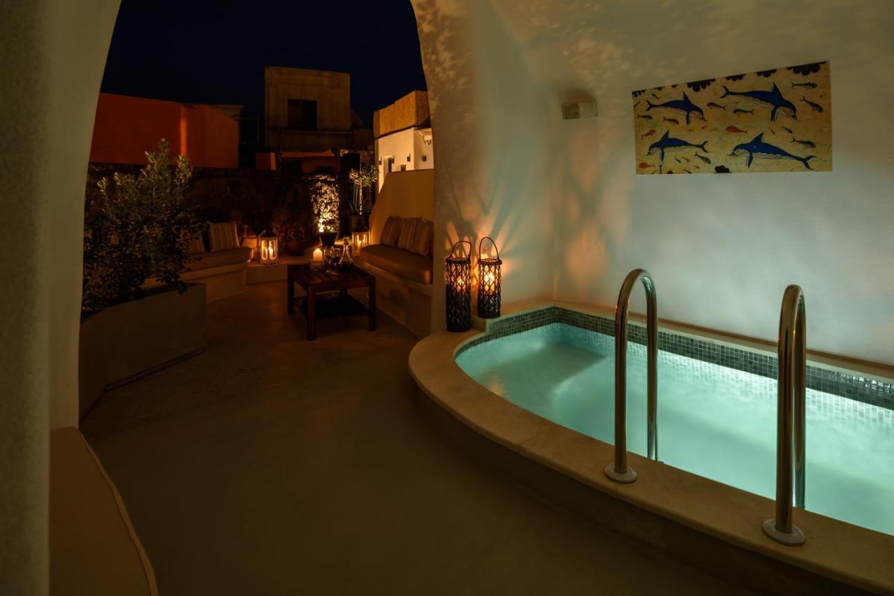 White Dream Suites Fira  Esterno foto