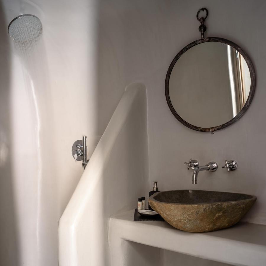 White Dream Suites Fira  Esterno foto
