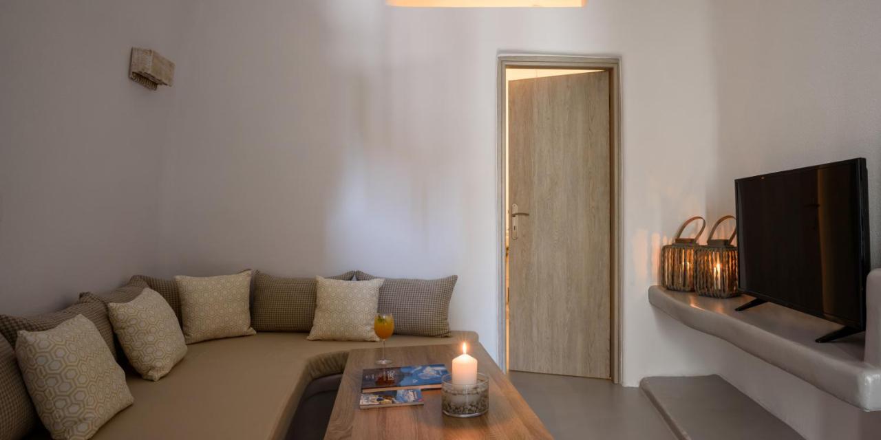 White Dream Suites Fira  Esterno foto