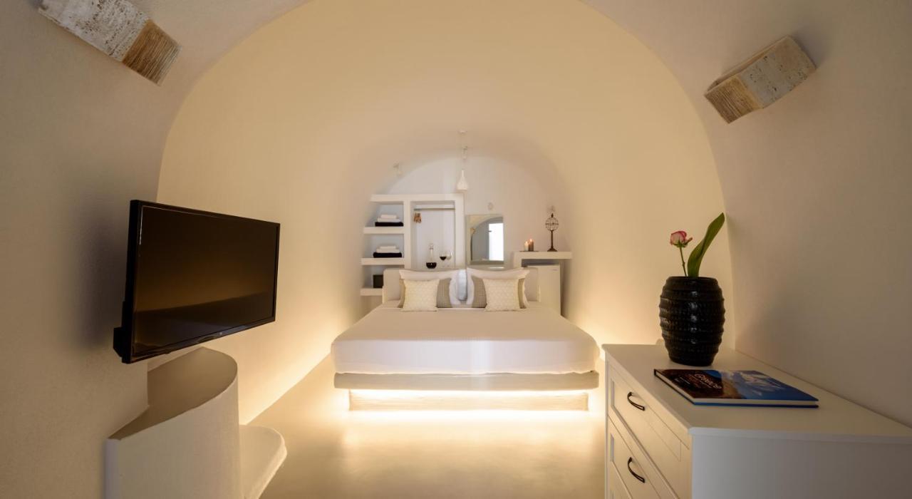 White Dream Suites Fira  Esterno foto
