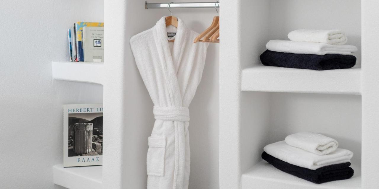White Dream Suites Fira  Esterno foto