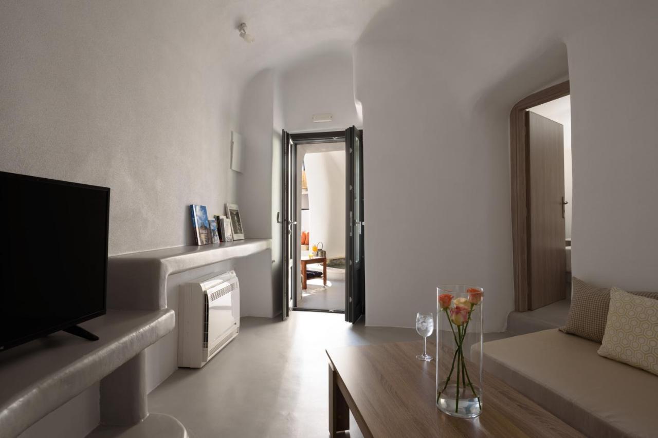 White Dream Suites Fira  Esterno foto