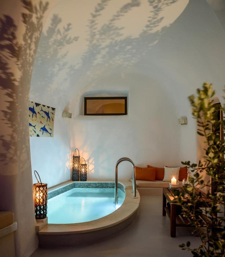 White Dream Suites Fira  Esterno foto