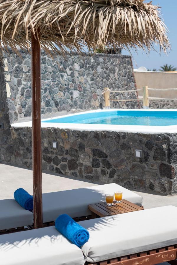 White Dream Suites Fira  Esterno foto